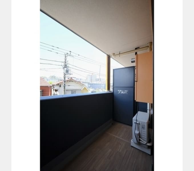 Room image 11