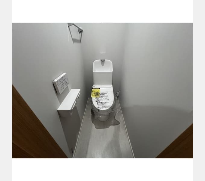 Room image 8
