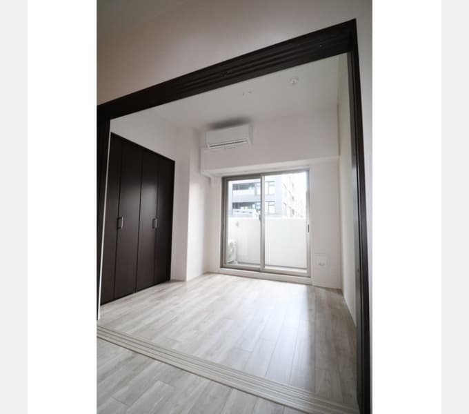 Room image 14
