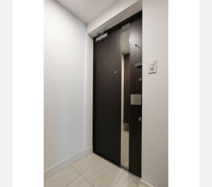 Room image 9
