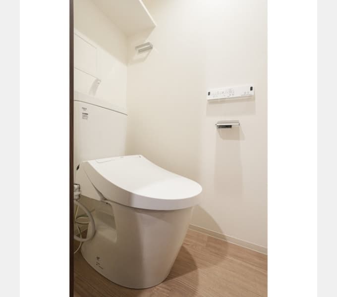 Room image 8