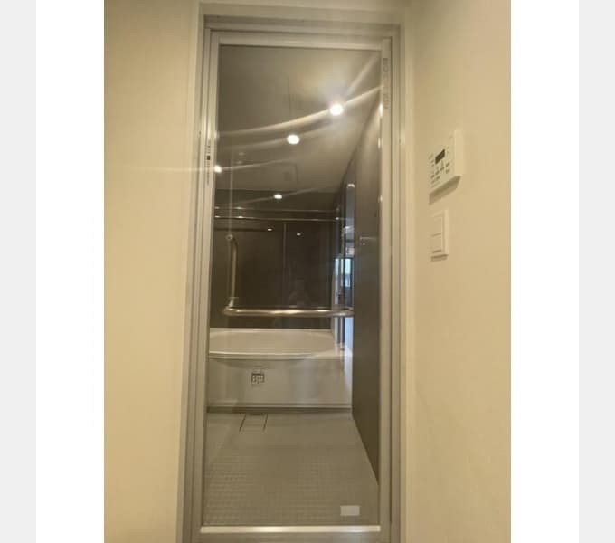 Room image 12
