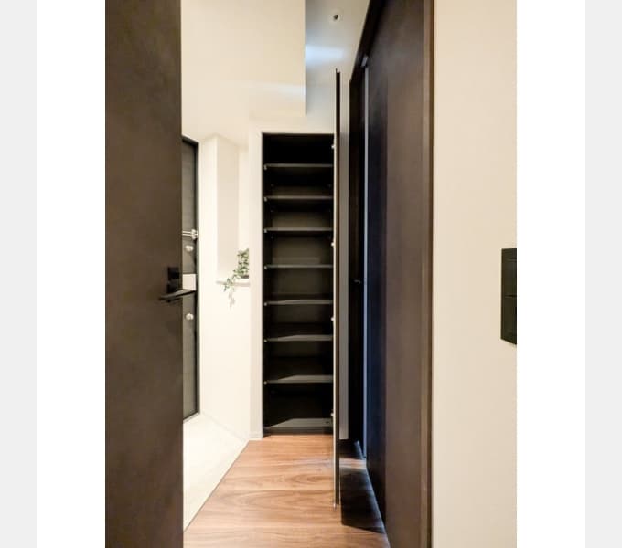 Room image 14
