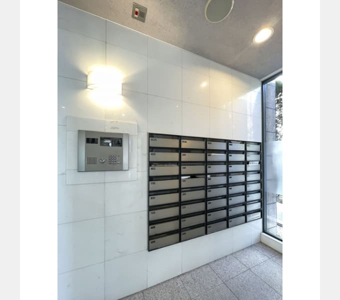 Room image 13