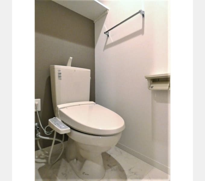 Room image 9
