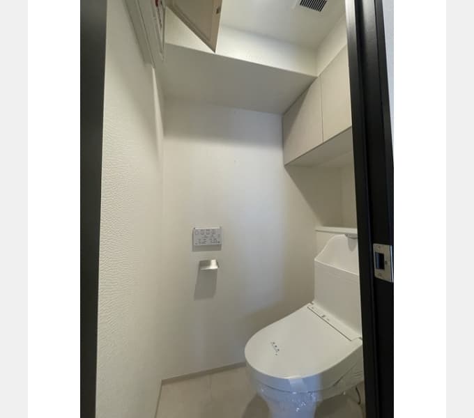 Room image 11