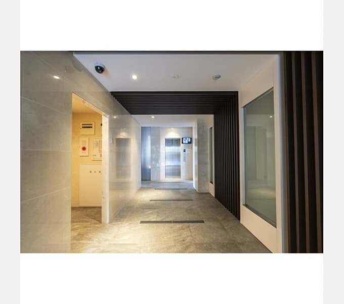 Room image 15