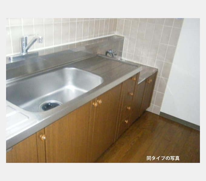 Preview interior of Espoir Shofudai II Building