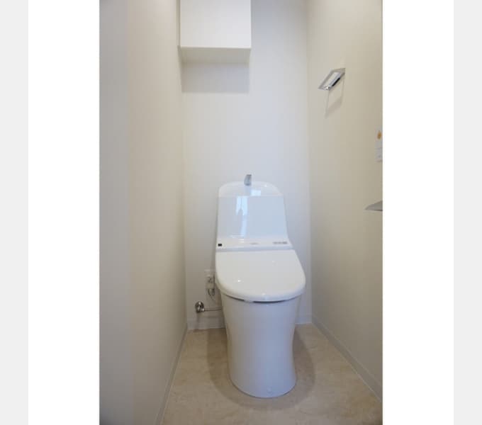 Room image 8