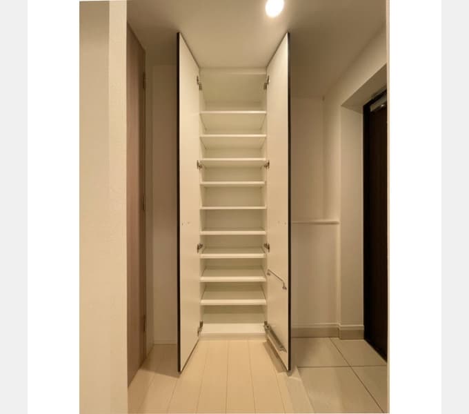 Room image 13