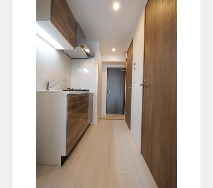 Room image 8