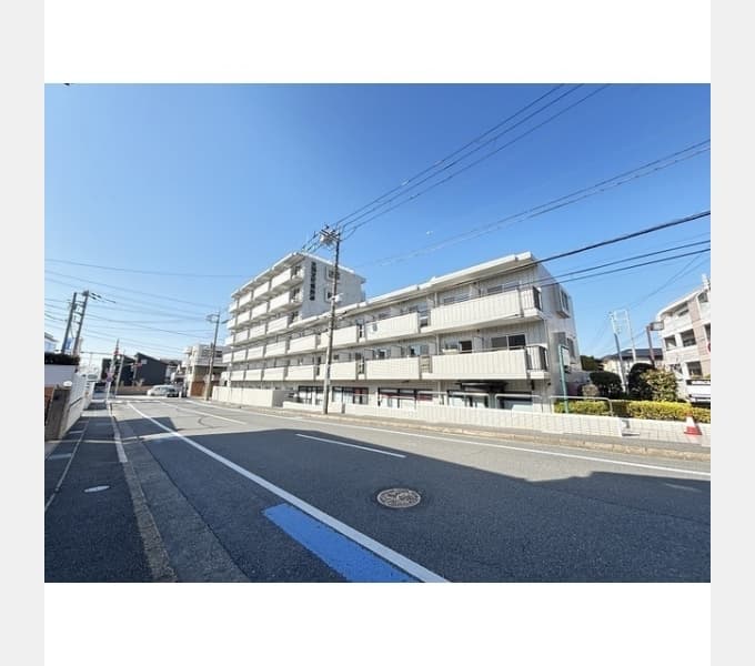 Main exterior of Hokushin Residence Higashifunabashi
