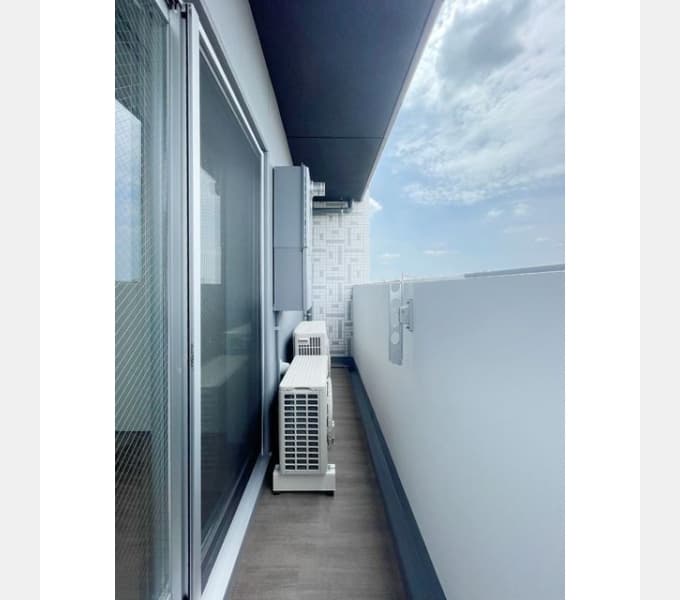 Room image 10