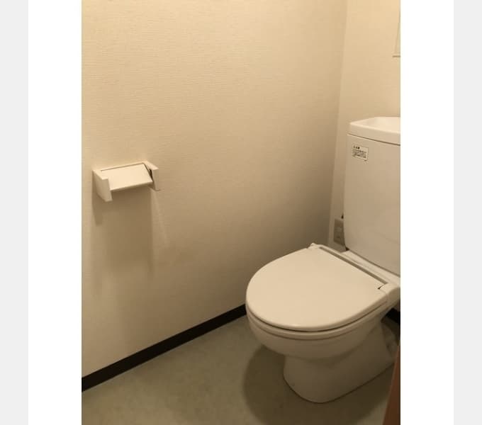Room image 8