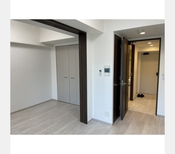 Room image 15