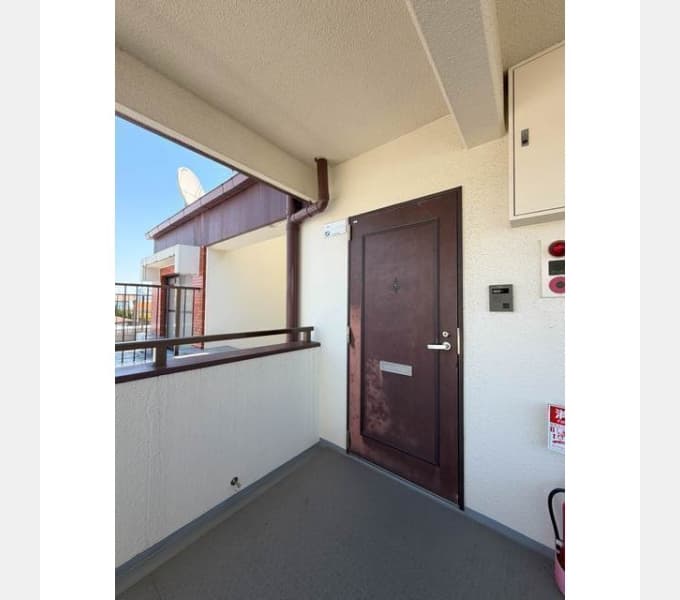 Room image 16