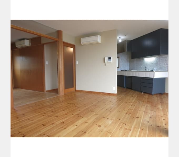 Preview interior of green villa