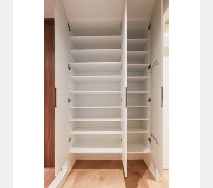 Room image 13