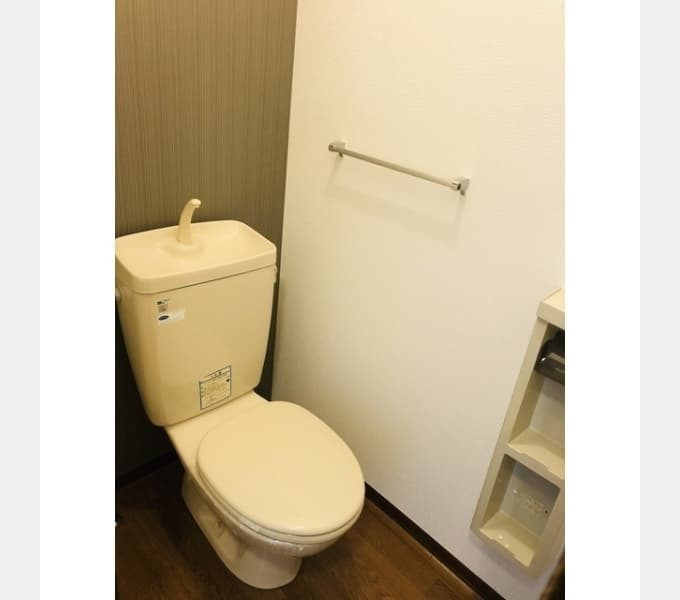 Room image 11