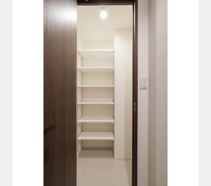 Room image 14