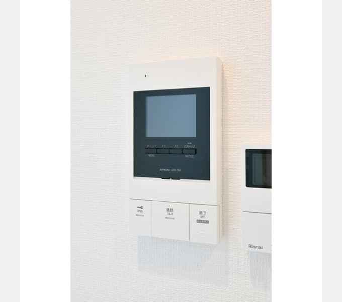 Room image 11