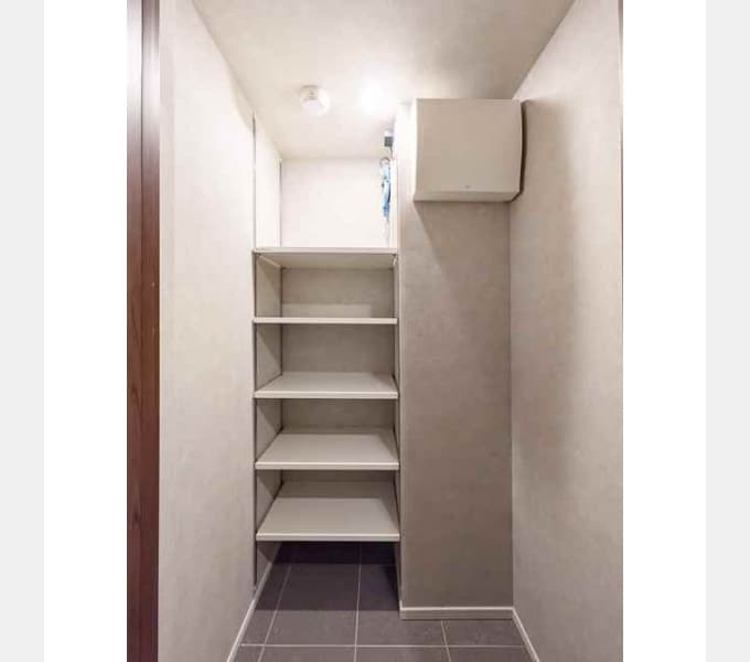 Room image 13
