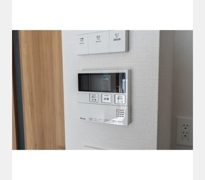Room image 12