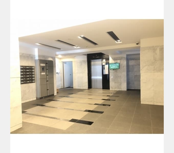 Room image 8