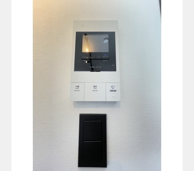 Room image 11