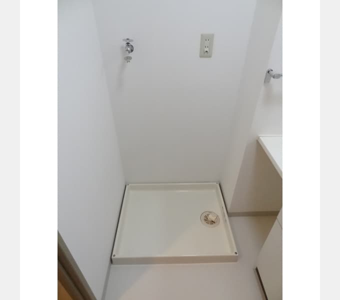 Room image 15
