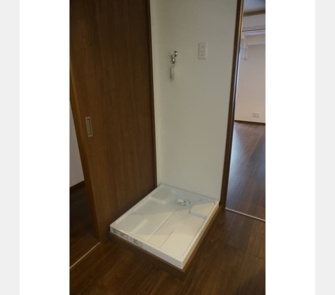 Room image 13
