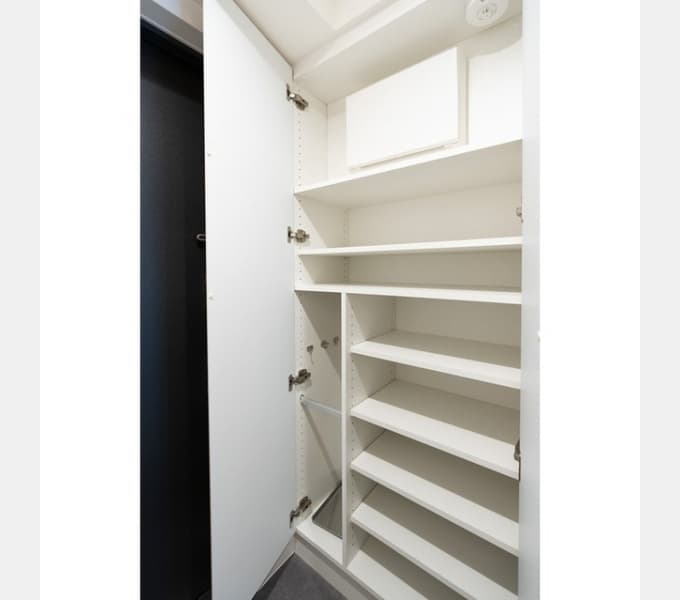 Room image 13