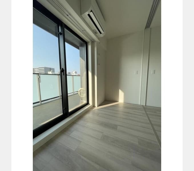 Room image 15
