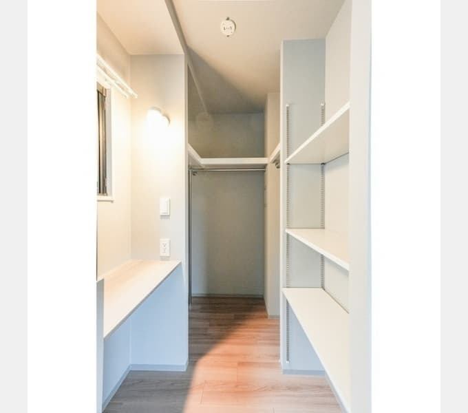 Room image 9