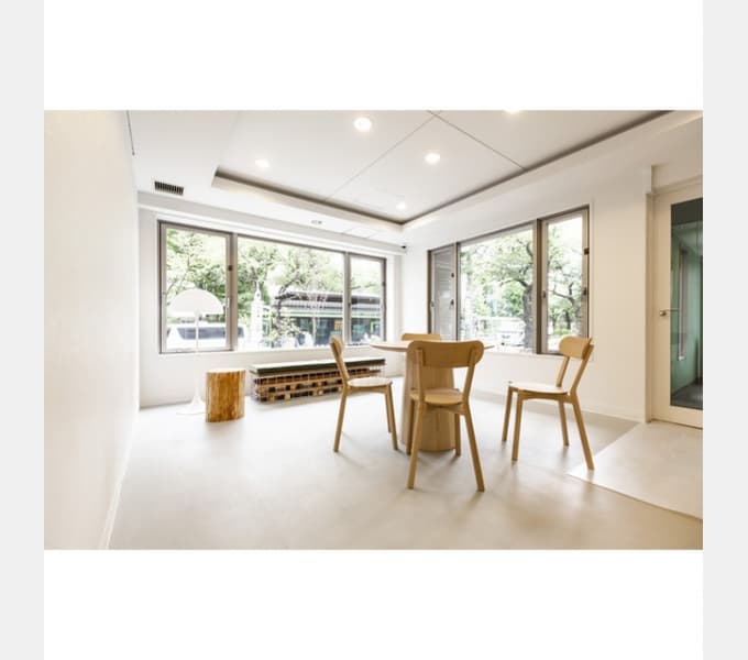 Room image 9