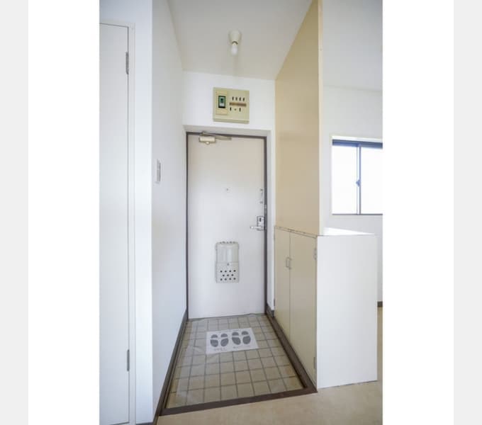 Room image 13