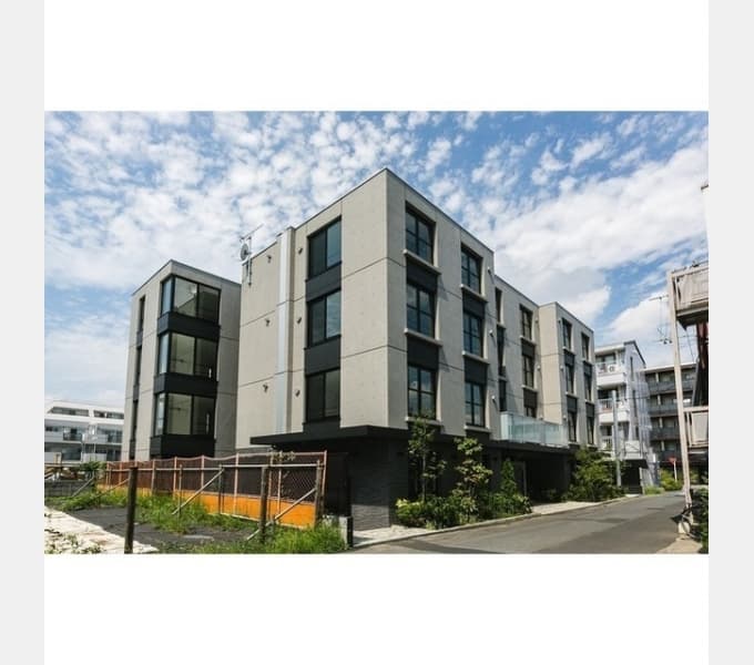 Main exterior of LAPiS Higashi Koganei I