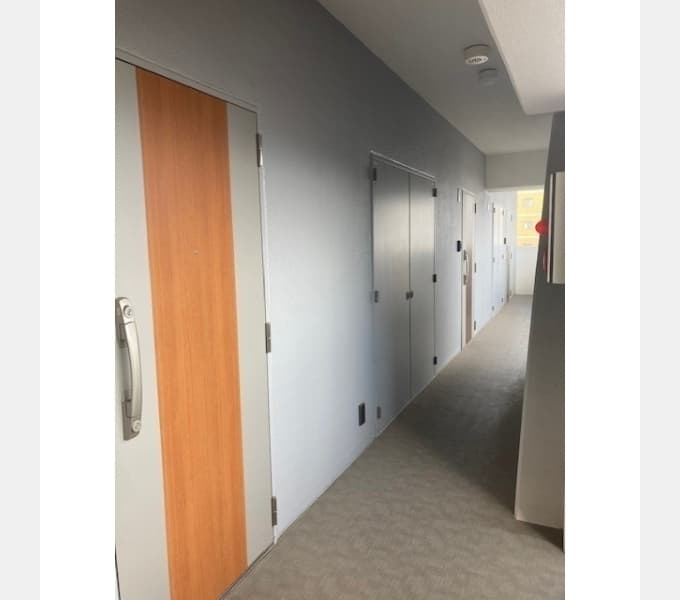 Room image 9