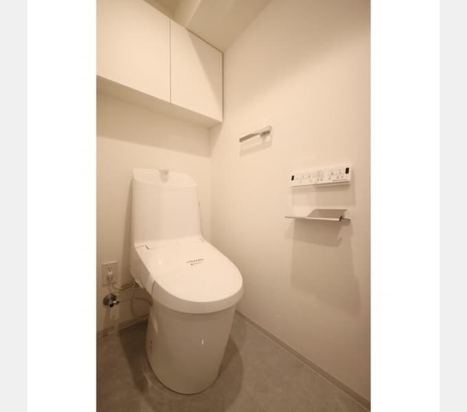 Room image 8