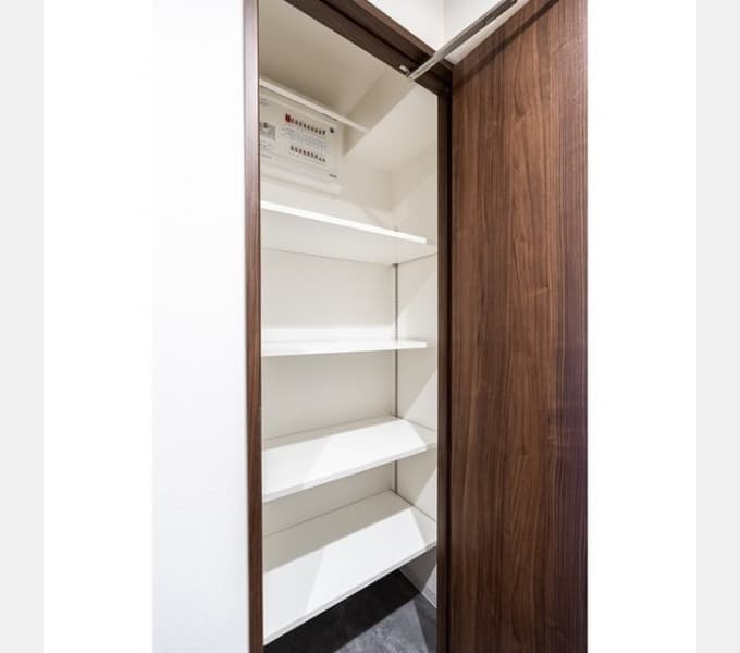 Room image 13