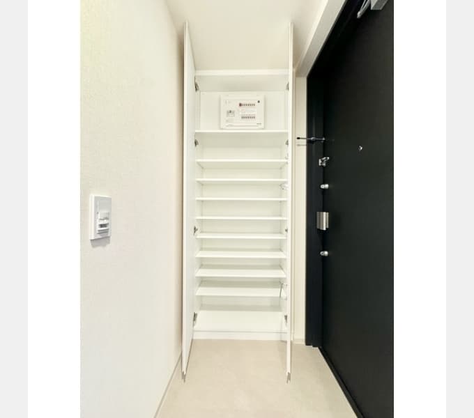 Room image 9