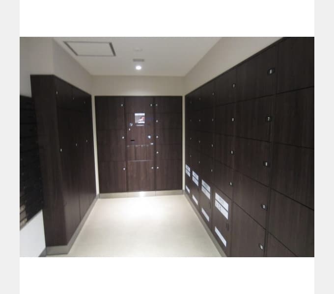 Room image 10