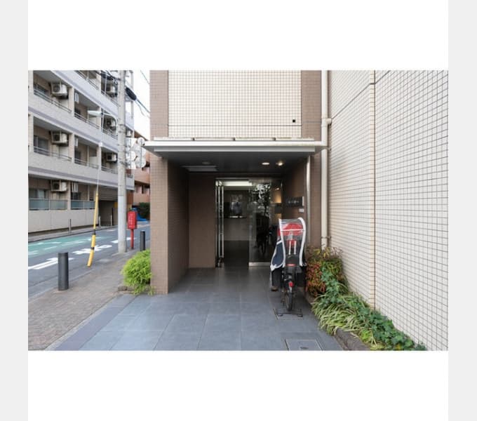 Room image 12