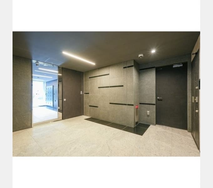 Room image 15