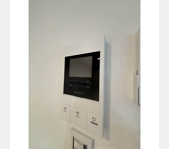 Room image 11
