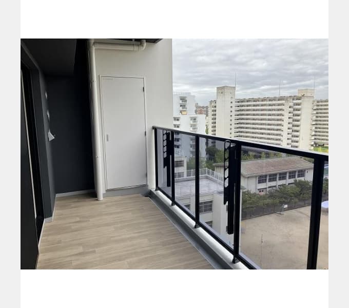 Room image 16