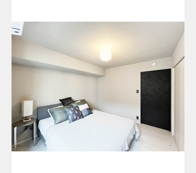 Room image 14