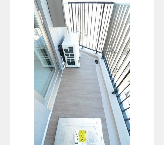 Room image 10