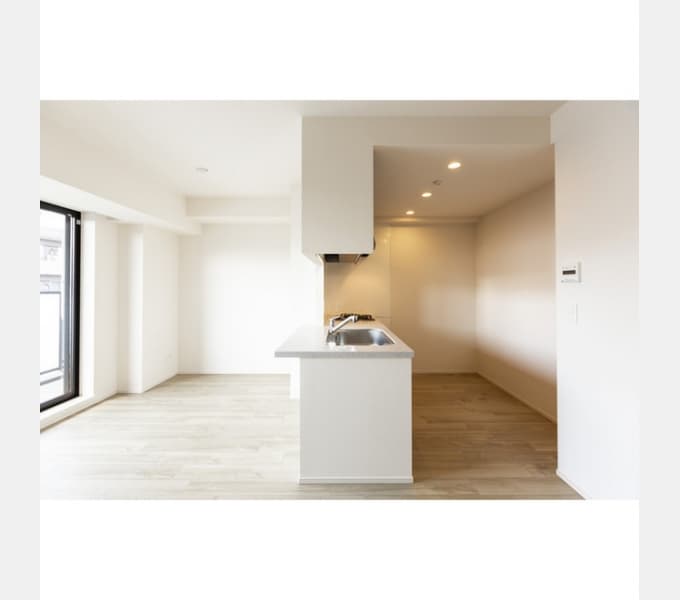 Room image 12