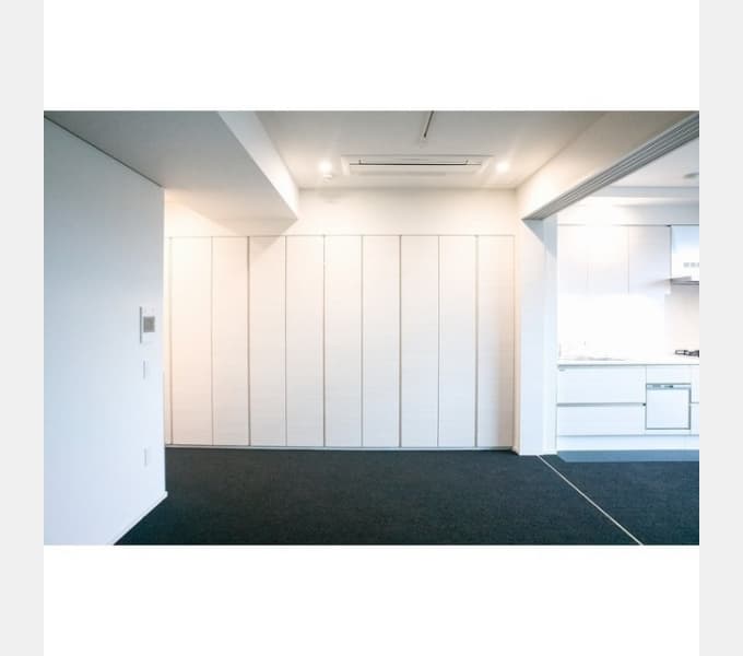 Room image 13